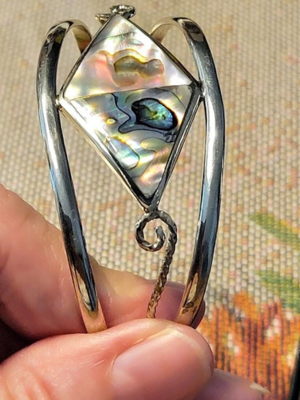 Abalone Inlay Silver Bracelet - Picture 2 of 6